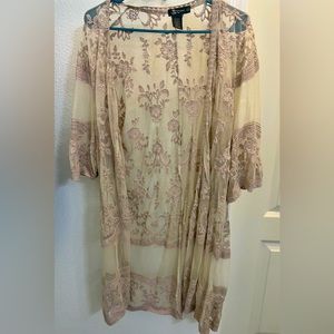 Lace cardigan with flower detail